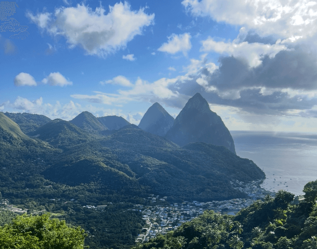 Brush & Breathe Canal Art Retreat - Saint Lucia 2026