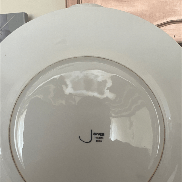 Lest We Forget Remembrance Plate